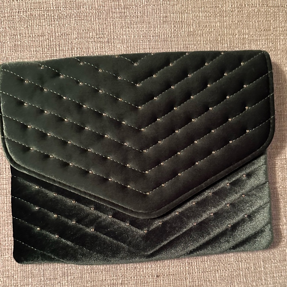 Chic Velvet Green Quilted Clutch